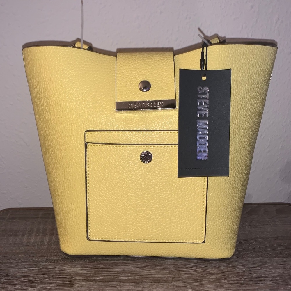 NWT Yellow Steve Madden Crossbody